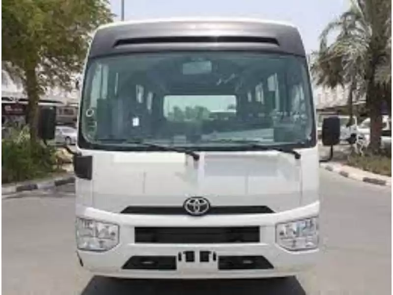 مستعملة Toyota Unspecified للإيجار في الدوحة #8021 - 1  صورة 